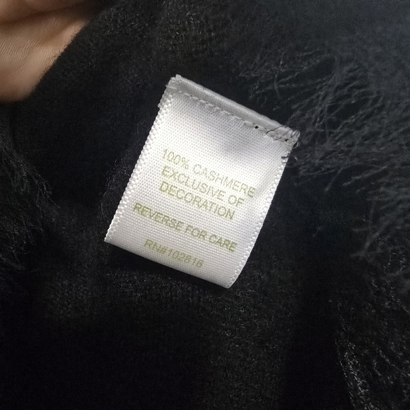 Garnet Hill Black 100% Cashmere Shirttail Pullover Sweater Layered Silk lace tri - Picture 9 of 9